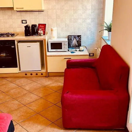 La Casa Nel Borgo 92 شقة بيرغامو