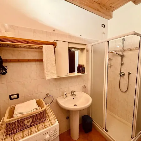 La Casa Nel Borgo 92 アパート